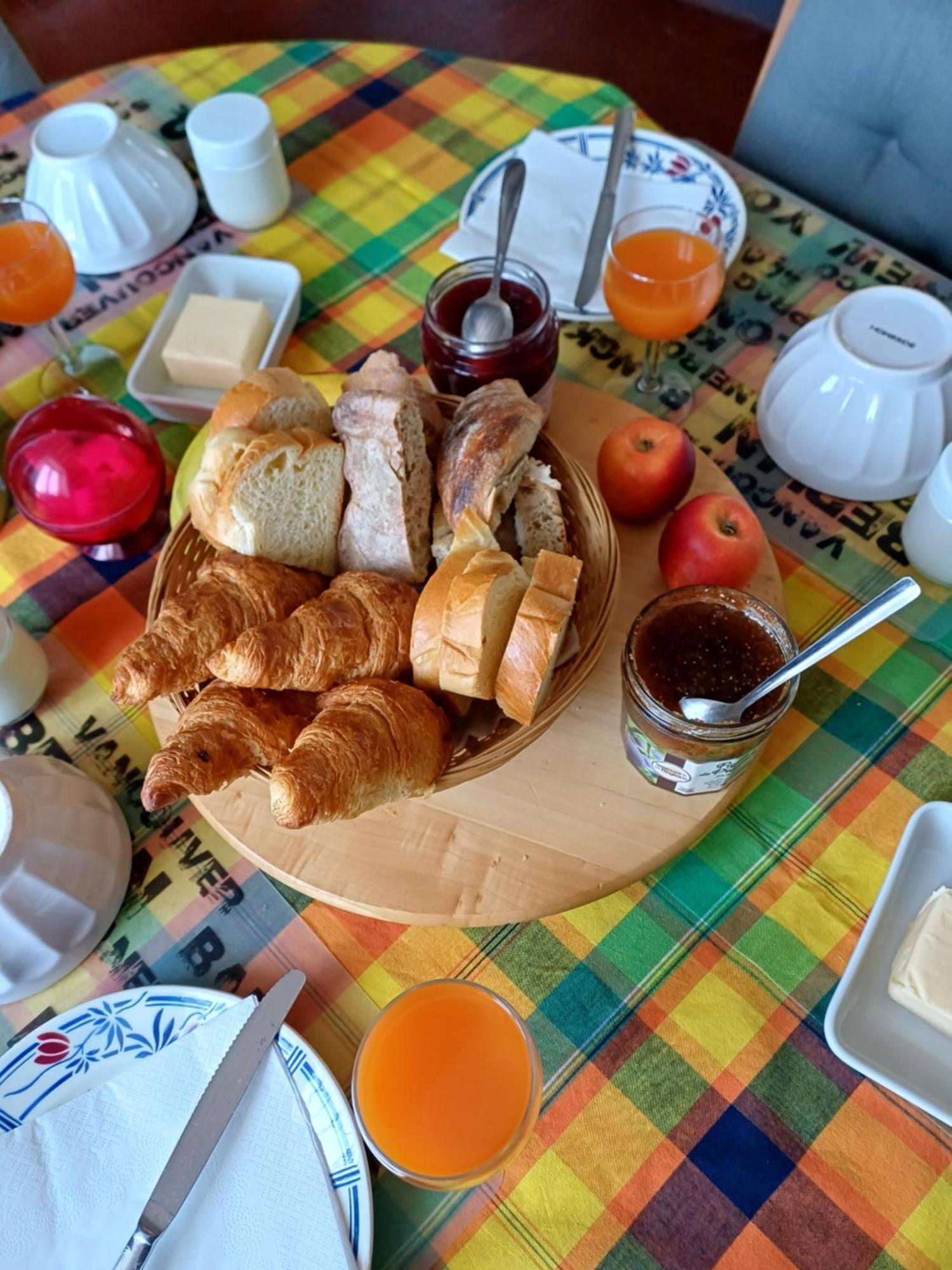 Bed and Breakfast Aline et Dim Mereville  Exterior foto